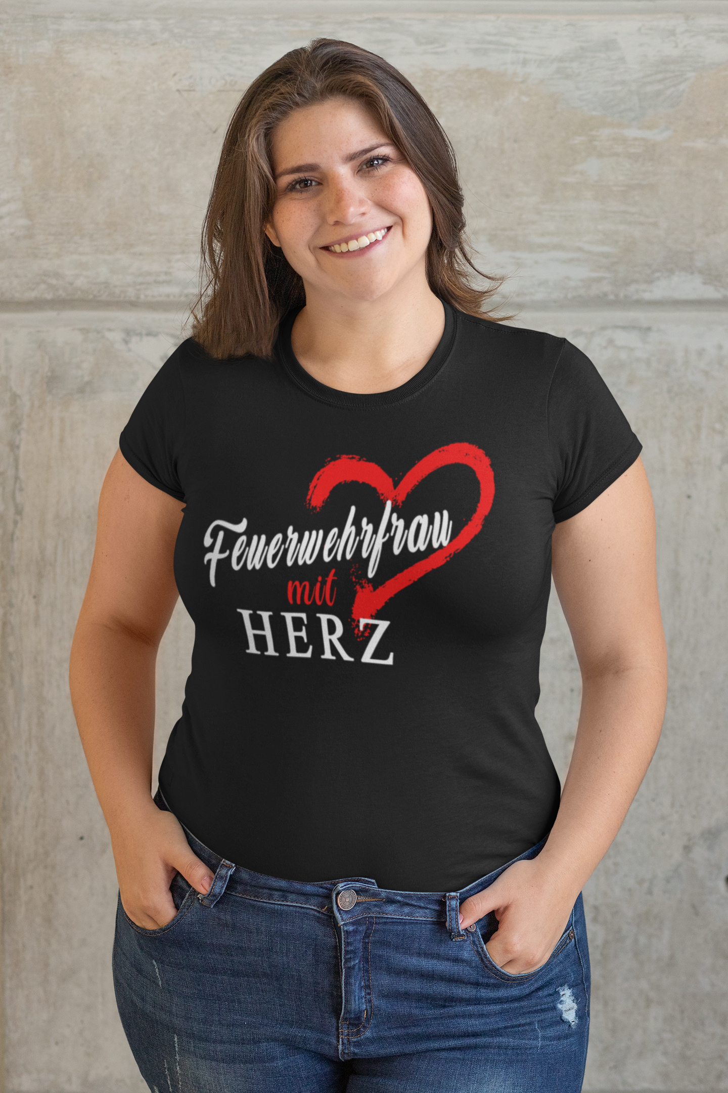 Feuerwehrfrau mit Herz - Shirt - Retterherzen